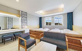 Spa Resort Hawaiians Vir Port